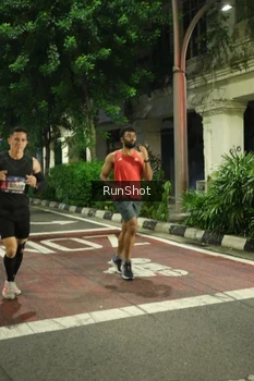 Runner Photo 4208712