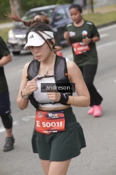 Runner Photo 4208713