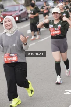 Runner Photo 4208718