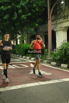 Runner Photo 4208719