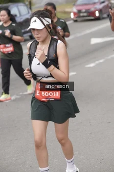 Runner Photo 4208723