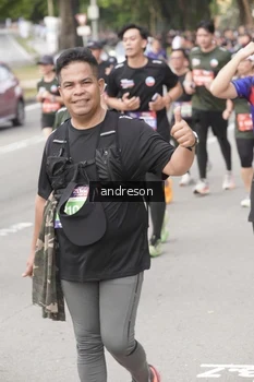 Runner Photo 4208730