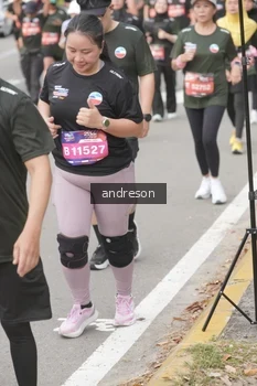 Runner Photo 4208755