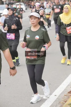 Runner Photo 4208771