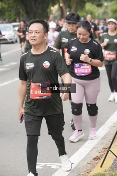 Runner Photo 4208772