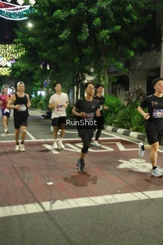 Runner Photo 4208809