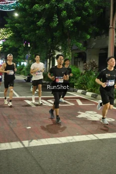 Runner Photo 4208819