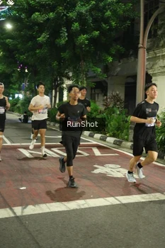 Runner Photo 4208820