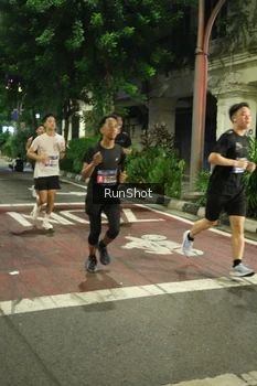 Runner Photo 4208827