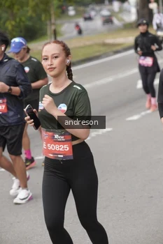 Runner Photo 4208856