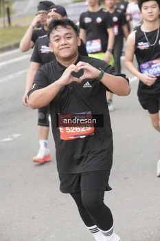 Runner Photo 4208885