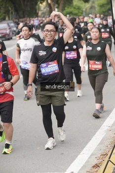 Runner Photo 4208891