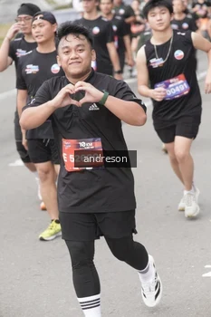 Runner Photo 4208894