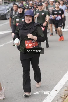 Runner Photo 4208912