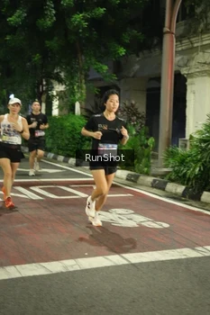 Runner Photo 4208925