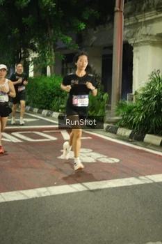 Runner Photo 4208933