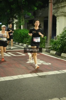 Runner Photo 4208936