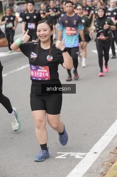 Runner Photo 4208942