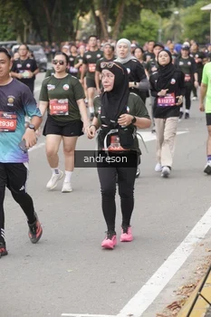 Runner Photo 4208945