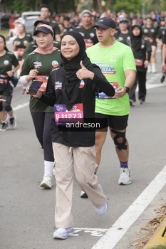 Runner Photo 4209009