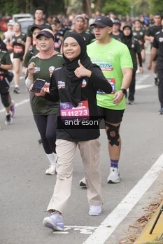 Runner Photo 4209012