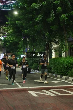 Runner Photo 4209032