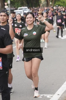 Runner Photo 4209054