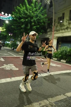 Runner Photo 4209114
