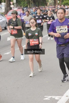 Runner Photo 4209152