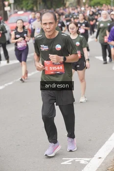 Runner Photo 4209155
