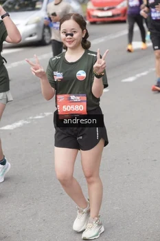 Runner Photo 4209187