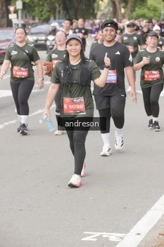 Runner Photo 4209208