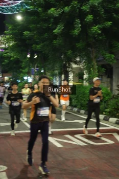 Runner Photo 4209256