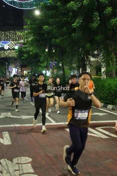 Runner Photo 4209258