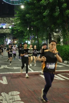 Runner Photo 4209260