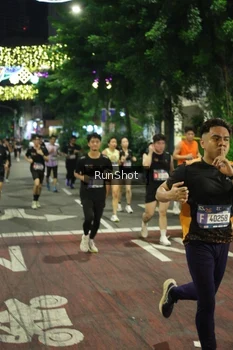 Runner Photo 4209262