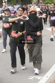 Runner Photo 4209268