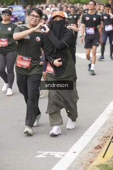 Runner Photo 4209269