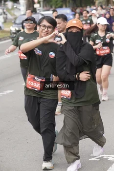 Runner Photo 4209278