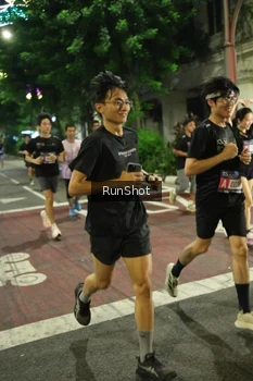 Runner Photo 4209321