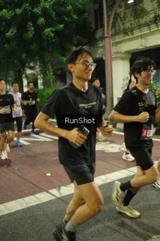 Runner Photo 4209323