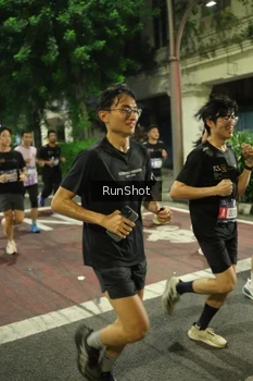 Runner Photo 4209329