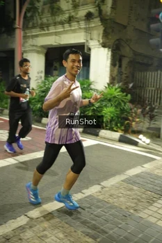 Runner Photo 4209364