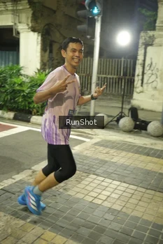 Runner Photo 4209367