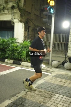 Runner Photo 4209405