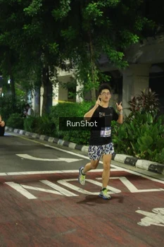 Runner Photo 4209409