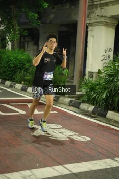 Runner Photo 4209412