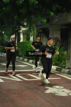 Runner Photo 4209562