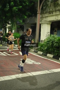 Runner Photo 4209598