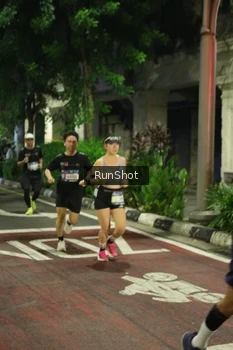 Runner Photo 4209601